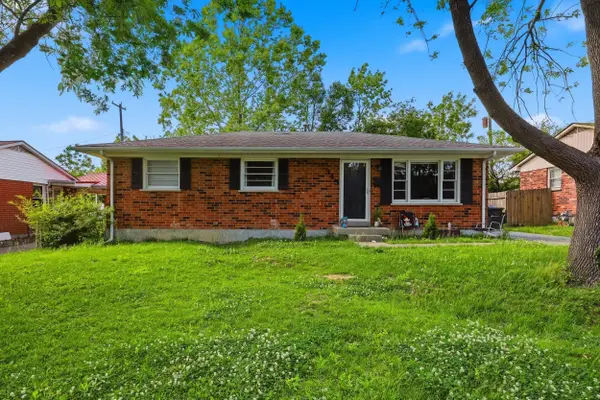 345 Larkwood Drive, Lexington, KY 40509