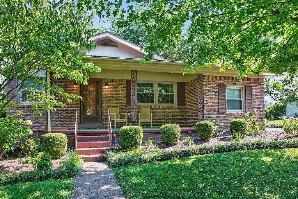104 College Street, Millersburg, KY 40348 - #1