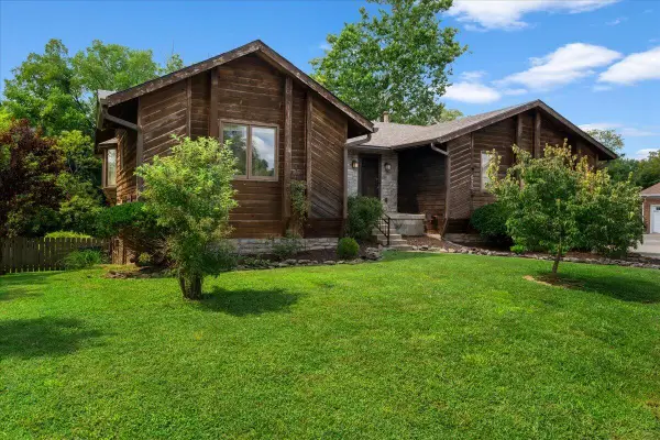 632 Pebble Creek Drive, Lexington, KY 40517