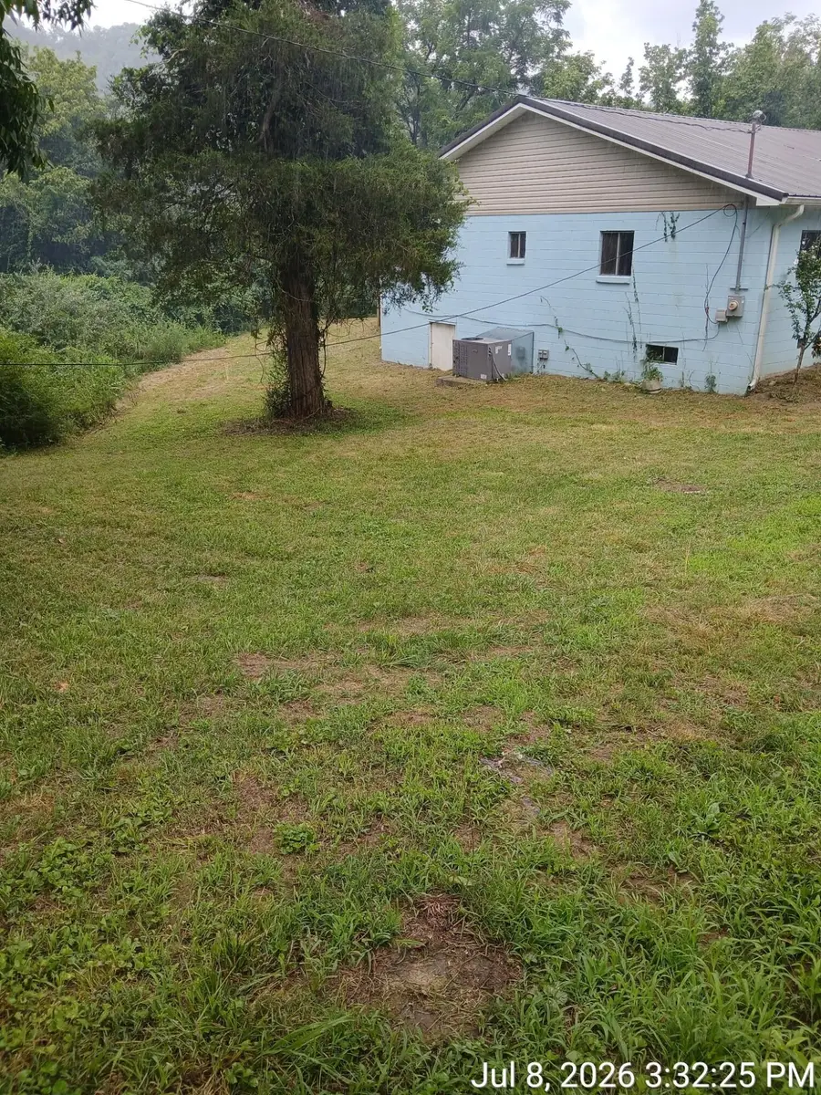 1847 Ky-979, Harold, KY 41635 - #3