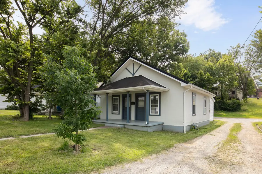 407 Perryville Street, Harrodsburg, KY 40330 - #2
