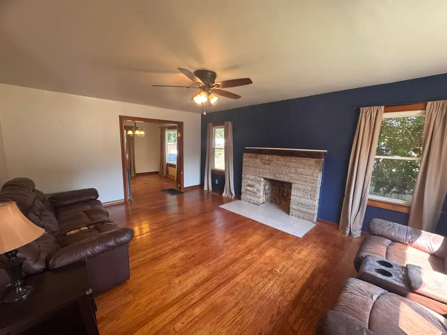 715 E Market Street, Princeton, KY 42445 - #3