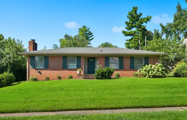 1032 Whitehall Place, Lexington, KY 40517