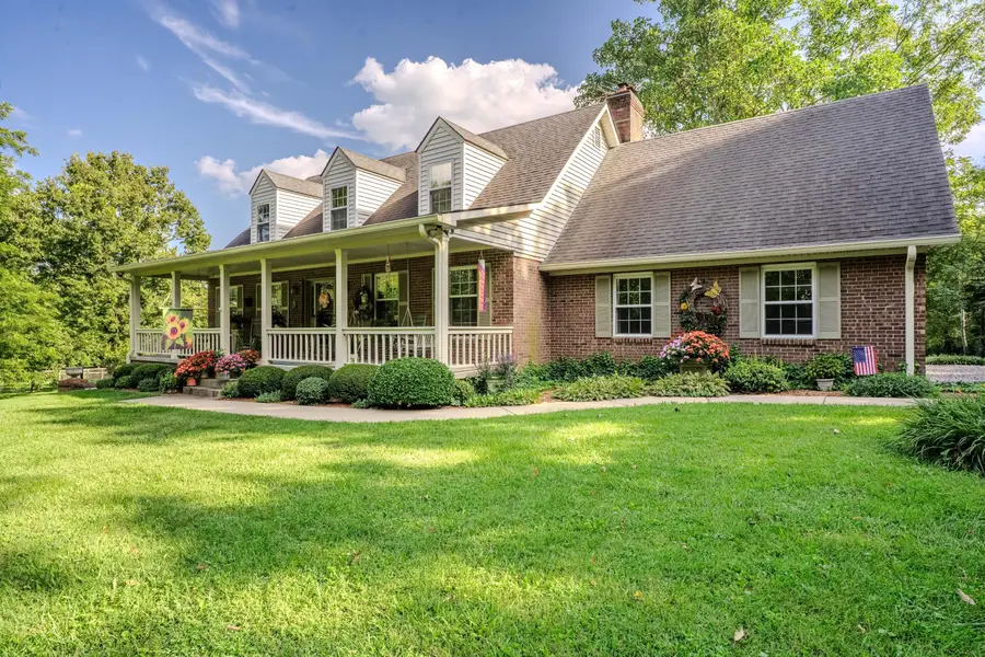 2075 Pinckard Pike, Versailles, KY 40383 - #3