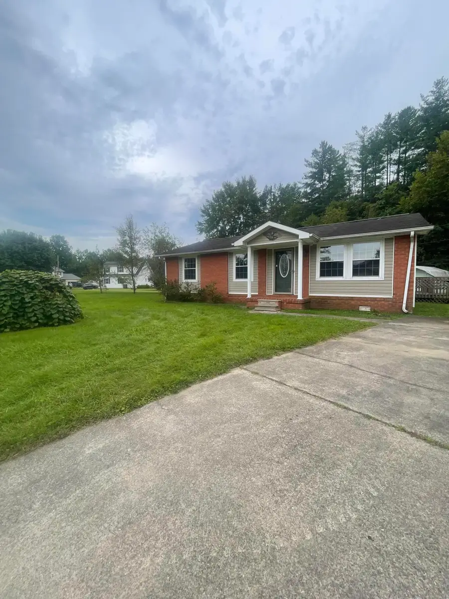 32 Carlton Court, Barbourville, KY 40906 - #3