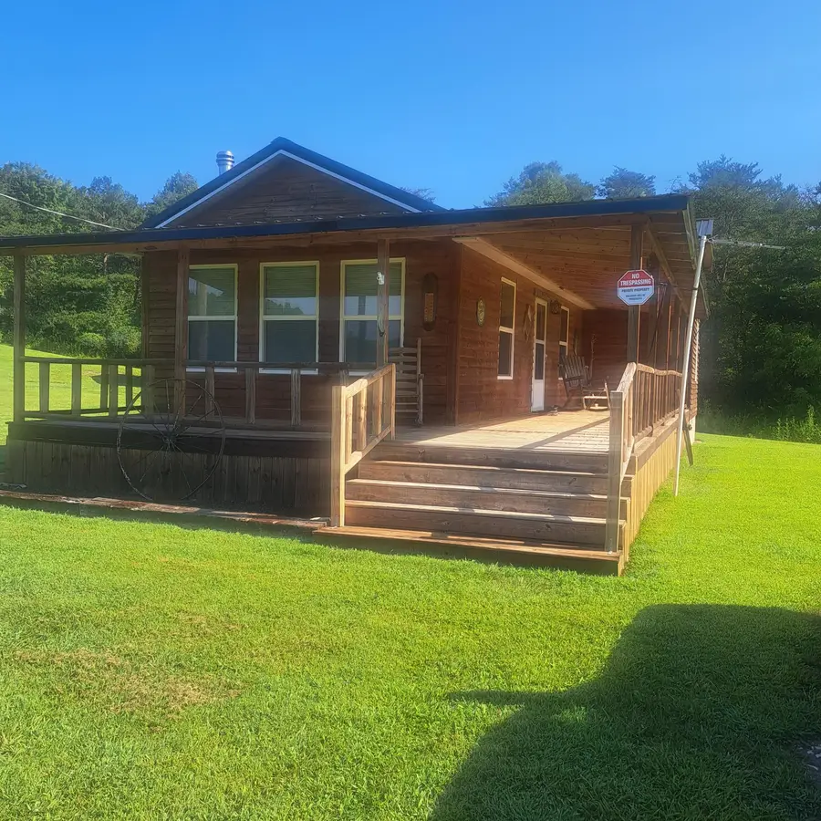 338 Midnight Stable Rd Road, Manchester, KY 40962 - #3