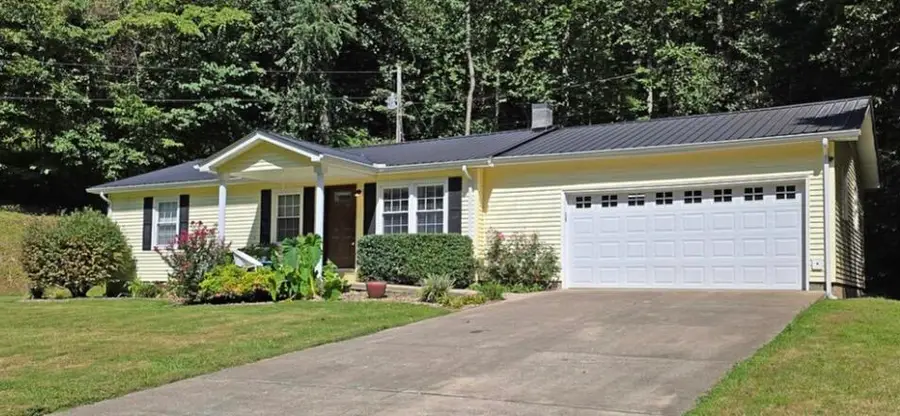 2701 Beech Creek Road, Manchester, KY 40962 - #2
