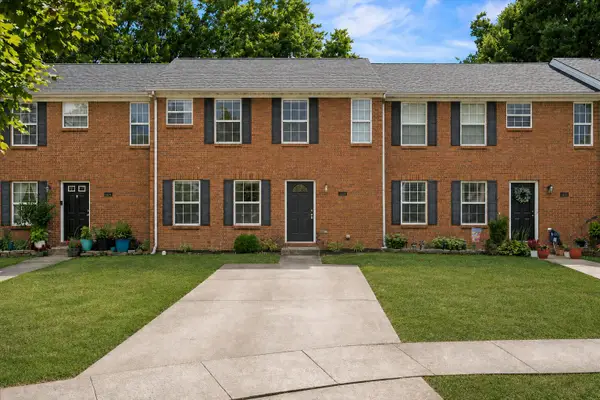 1132 Jonestown Lane, Lexington, KY 40517