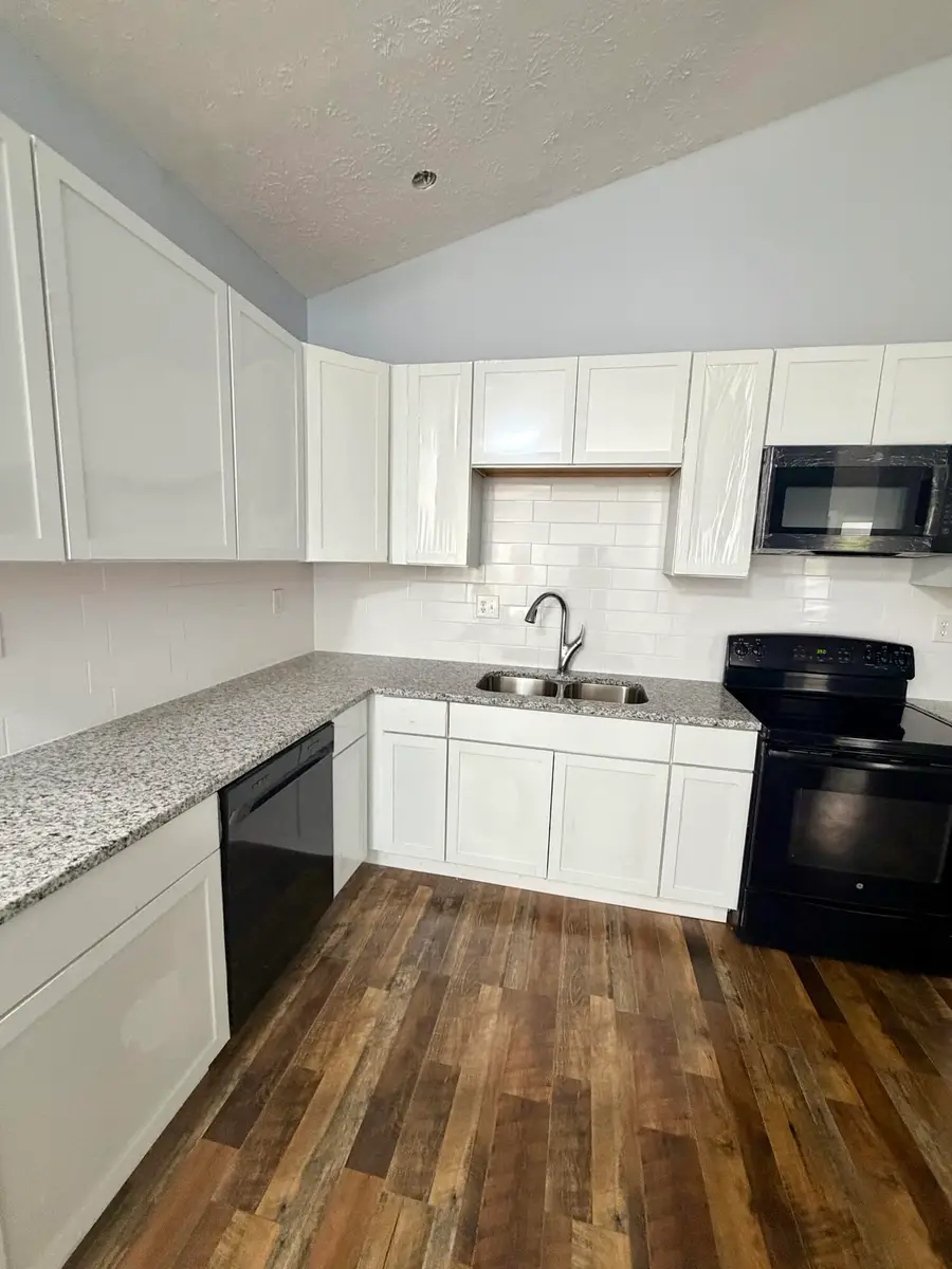 2700 Whitwood Place, Lexington, KY 40509 - #3
