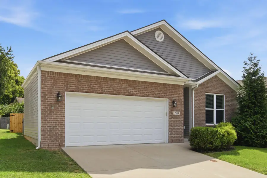 240 Ferndale Pass, Lexington, KY 40511 - #2