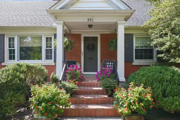 251 Larch Lane, Lexington, KY 40511