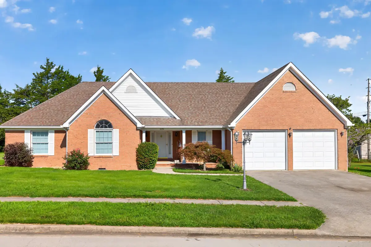 1050 Burnell Drive, Berea, KY 40403 - #1