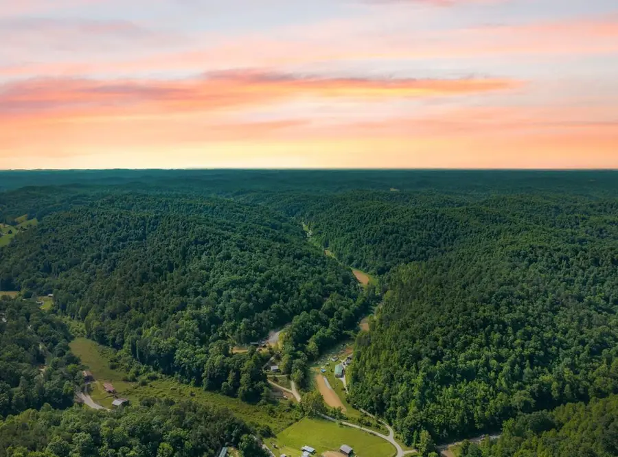 1068 Stingy Fork Rd Road, West Liberty, KY 41472 - #3