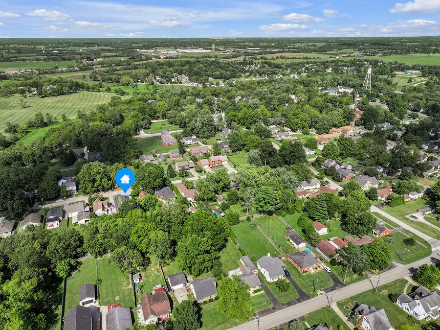 237 W Higgins Street, Midway, KY 40347 - #2