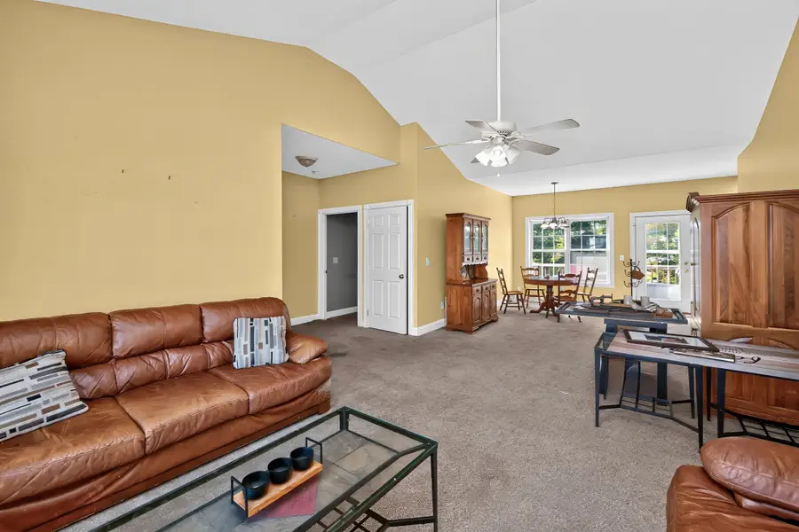 140 Grace Court, Harrodsburg, KY 40330 - #3