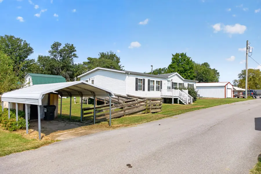 202 N Third Street, Harrodsburg, KY 40330 - #2