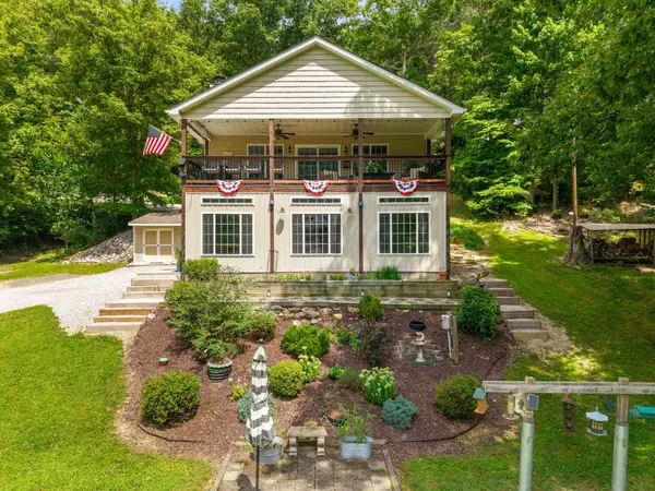 1647 Fishermans Cove Road, London, KY 40741