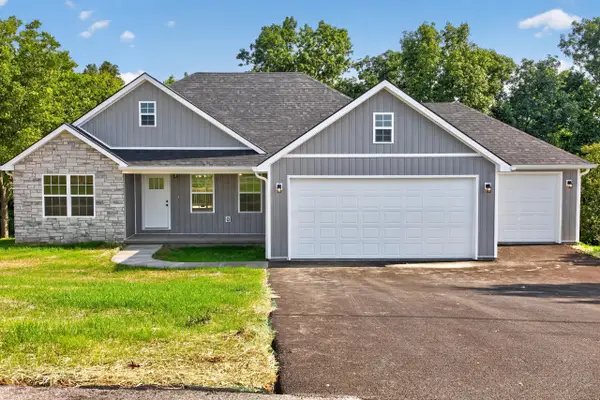 231 Lakeland Drive, Harrodsburg, KY 40330