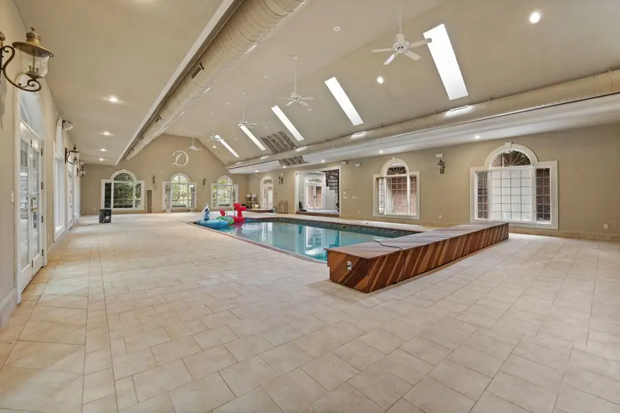 484 Woods Edge Drive, London, KY 40741 - #2