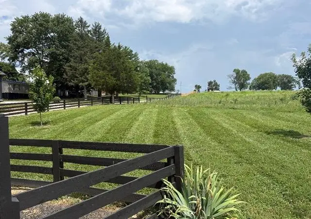 127 Jacksboro Rd Road, Bronston, KY 42518 - #2
