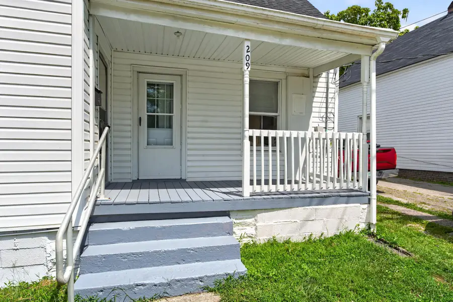 209 E Washington Street, Winchester, KY 40391 - #3