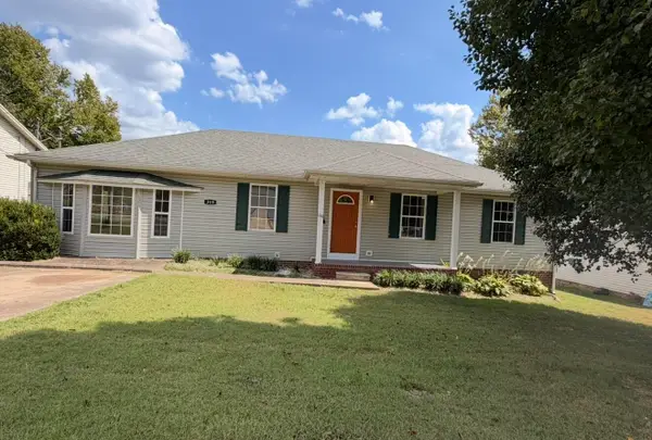 315 Pine Hill Drive, Hopkinsville, KY 42240