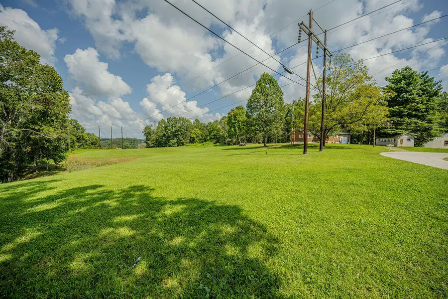 228 Belle Point Road, Beattyville, KY 41311 - #2