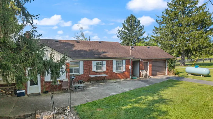 702 Rogers Road, Lancaster, KY 40444 - #3