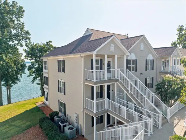572 Moon Bay Drive #5, Kuttawa, KY 42055