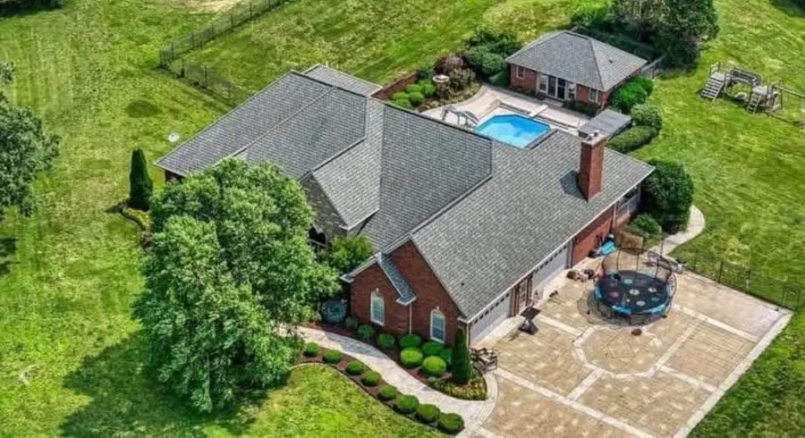 122 Fairway Acres Drive, Dunmor, KY 42239 - #2