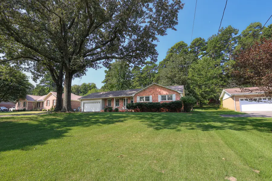 211 Springwell Lane, Paducah, KY 42001 - #3