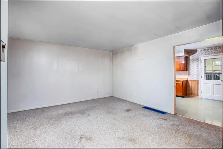 102 Merewood Drive, Versailles, KY 40383 - #2