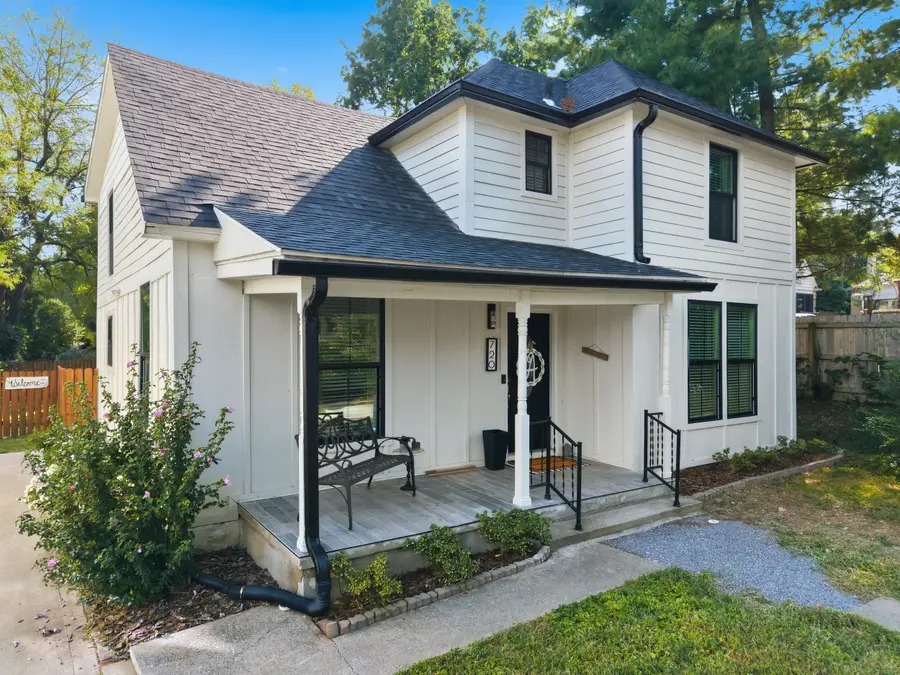 720 W Lexington Avenue, Danville, KY 40422 - #3