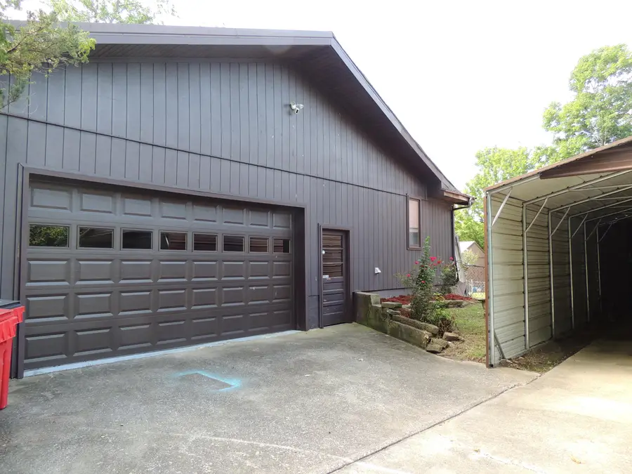 519 Schofield Lane, Frankfort, KY 40601 - #2