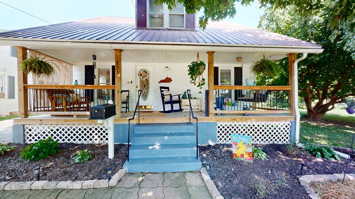 121 Hamilton Avenue, Lancaster, KY 40444 - #1