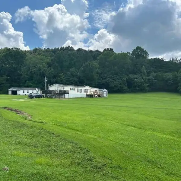 963 Sugar Valley Road, Albany, KY 42602