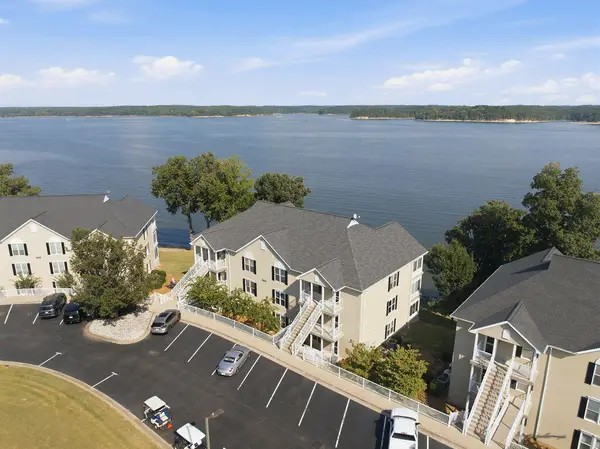 684 Moon Bay Drive #Unit 2, Kuttawa, KY 42055