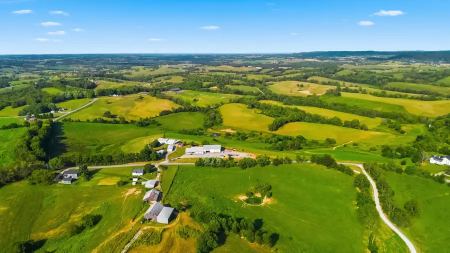 2240 Mount Salem Road, Hustonville, KY 40437 - #2