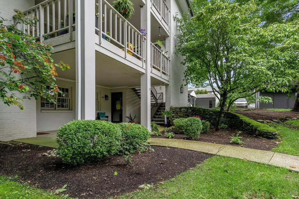 395 Redding Road #207, Lexington, KY 40517 - #1