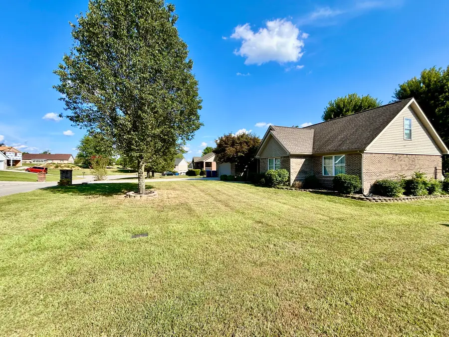 254 Observation Pointe Drive, Somerset, KY 42503 - #3