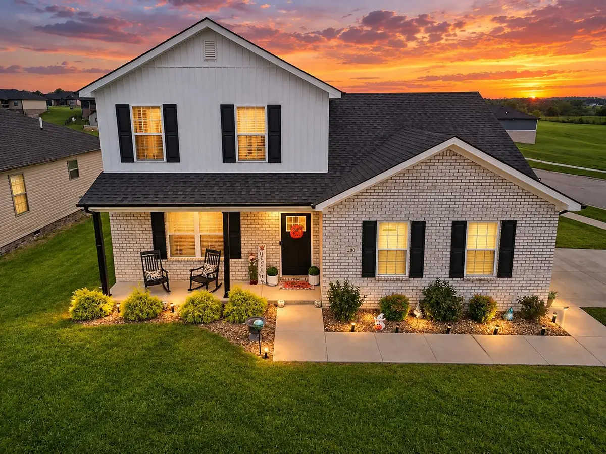 200 Brook Cove, Berea, KY 40403 - #1