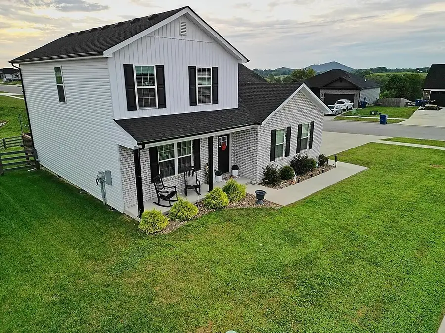 200 Brook Cove, Berea, KY 40403 - #2