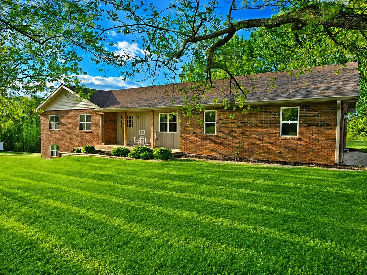 18 Ash Drive, Nancy, KY 42544 - #1