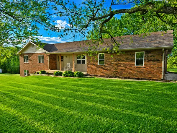 18 Ash Drive, Nancy, KY 42544
