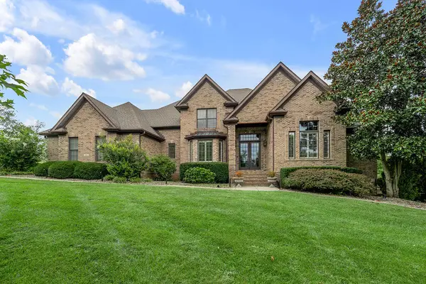106 Deerfield Circle, Nicholasville, KY 40356
