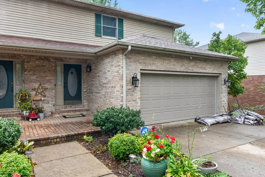 114 Bourbon Hills Drive, Paris, KY 40361 - #2