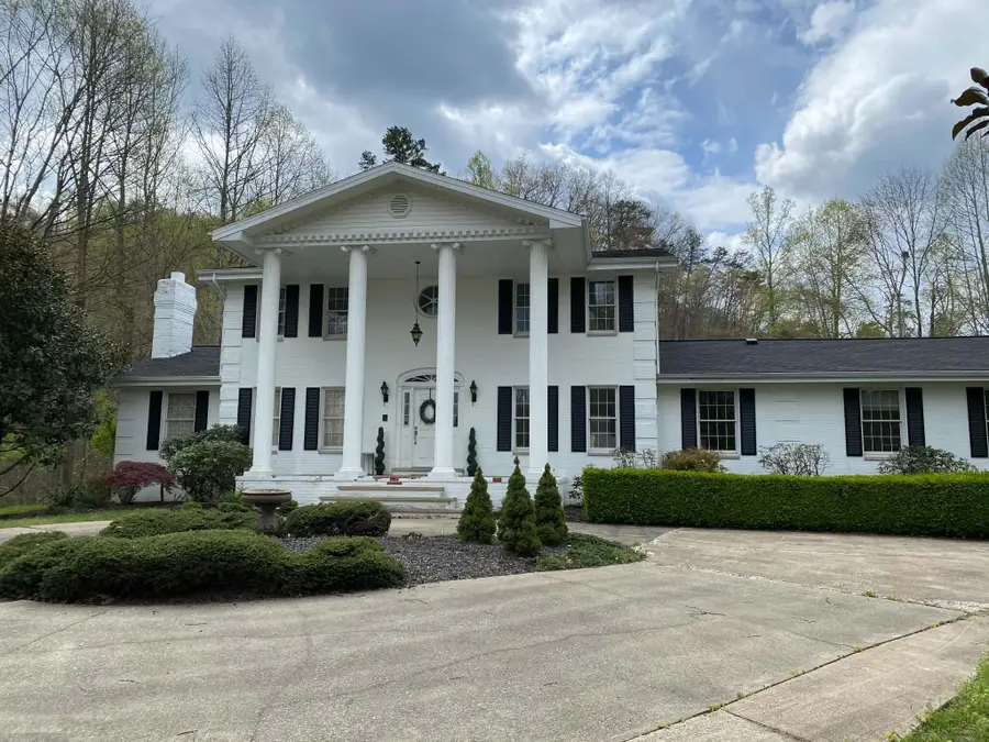 111 Paradise Acres, Hagerhill, KY 41222 - #2