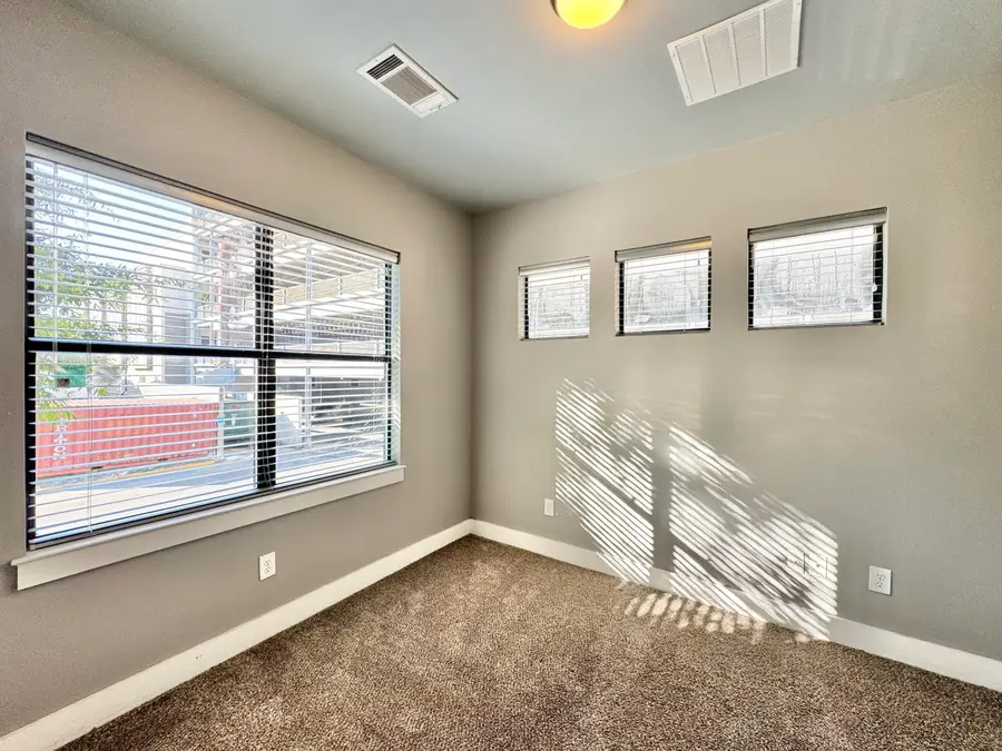 572 Bolivar Court, Lexington, KY 40508 - #2