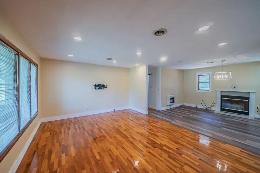 1299 Oak Park Boulevard, Calvert City, KY 42029 - #3