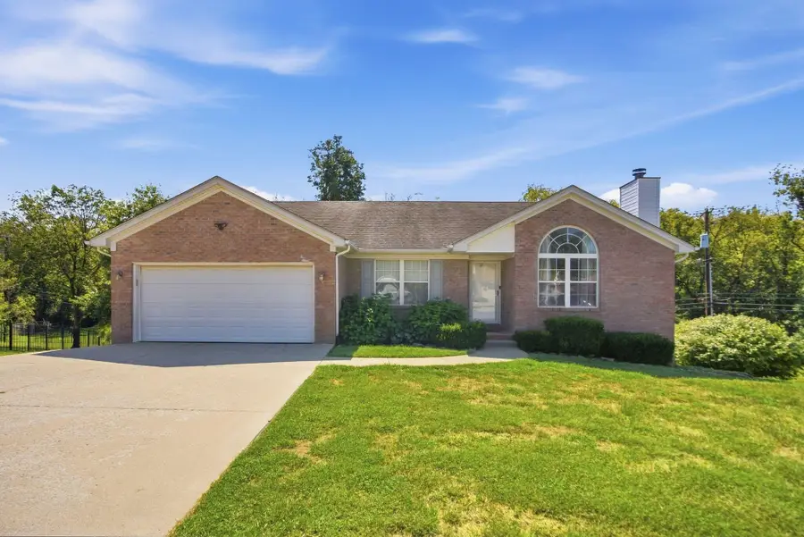 312 W Ridge Drive, Nicholasville, KY 40356 - #2